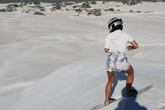 sandboard-hire-lancelin-sand-dunes-australia-location-and-accessibility