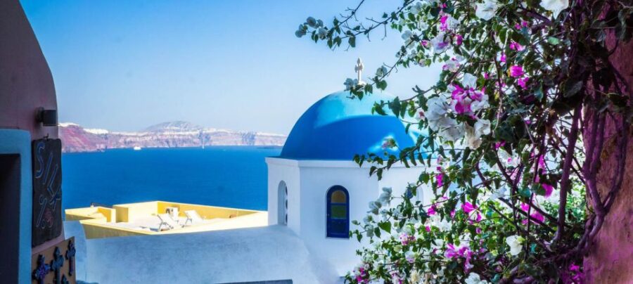 Santorini: Best of Santorini Private Tour With a Local Guide - Exploring Oias Blue-Domed Churches