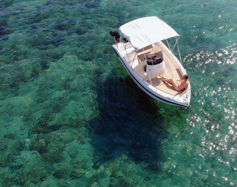 Santorini: Half-Day Boat Rental Without License - Boat Specifications