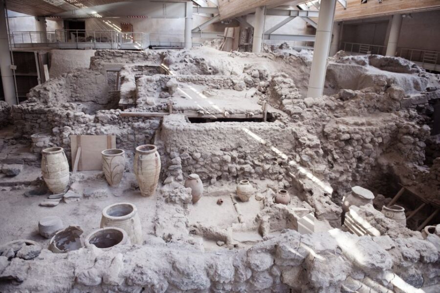 santorini-oia-megalochori-and-akrotiri-excavations-tour-tour-overview