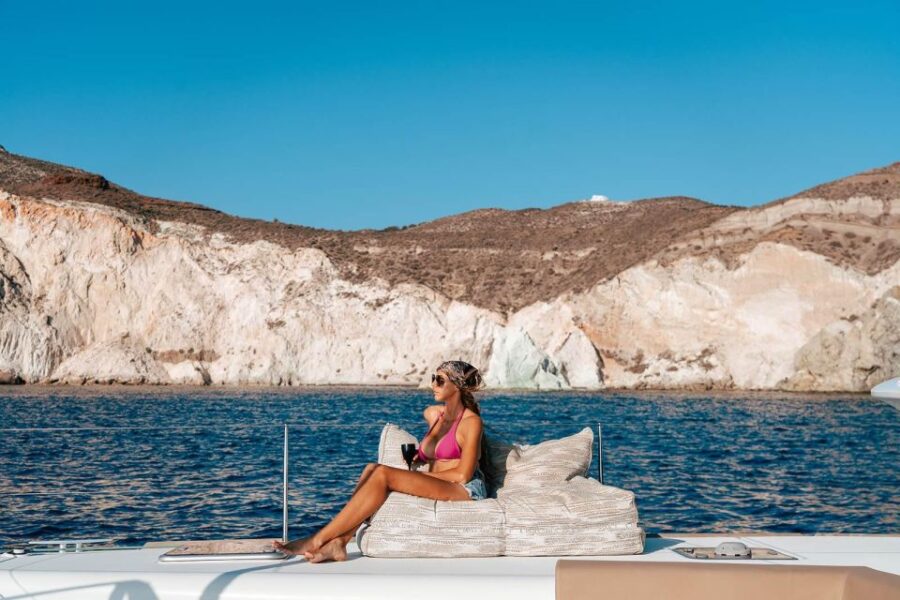 santorini-sunset-sailing-cruise-with-dinner-and-drinks-cruise-itinerary
