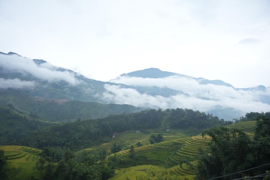 Sapa Daily Trip: Easy Trekking and Hotel 2 Days 1 Night - Tour Overview