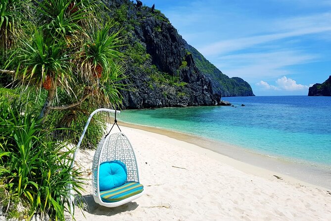 Seacret Luxury Catamaran Yacht Group Island Hopping Tour - Included Amenities