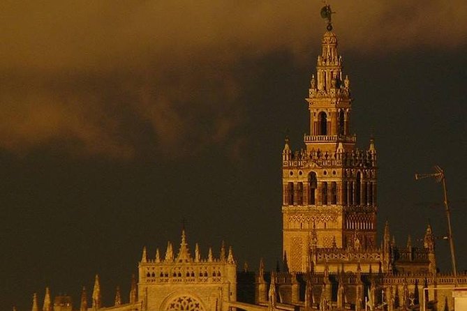Seville Evening Historical Tour With Haunted History