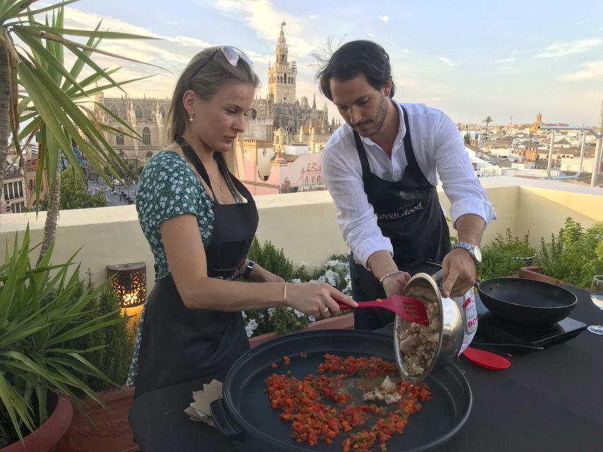 Seville: Private Paella Cooking Class With Cathedral Views