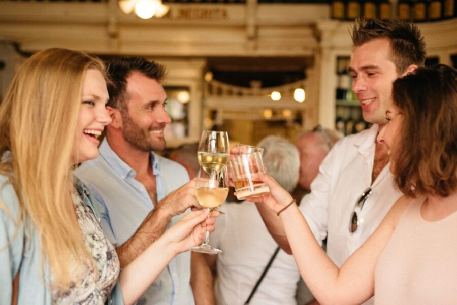 Seville: Tapas, Taverns and History Tour - Exploring Plaza De Los Refinadores