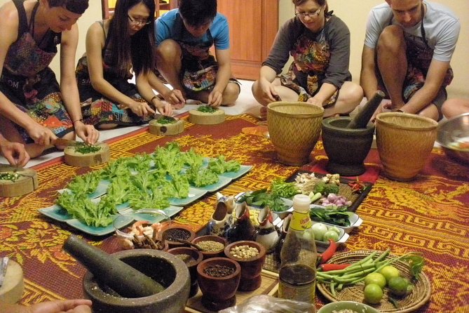 Silom Thai Cooking School With Market Tour - Overview of the School