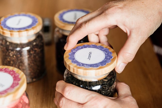 Small-Group Gin Masterclass in Gold Coast
