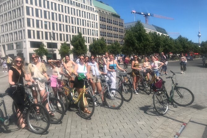 Small-Group Historical Bike Tour in Berlin - Explore the City