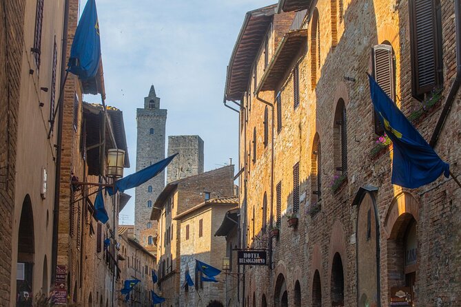 Small-Group Siena and San Gimignano With Dinner in a Boutique Winery - Tuscan Countryside Exploration