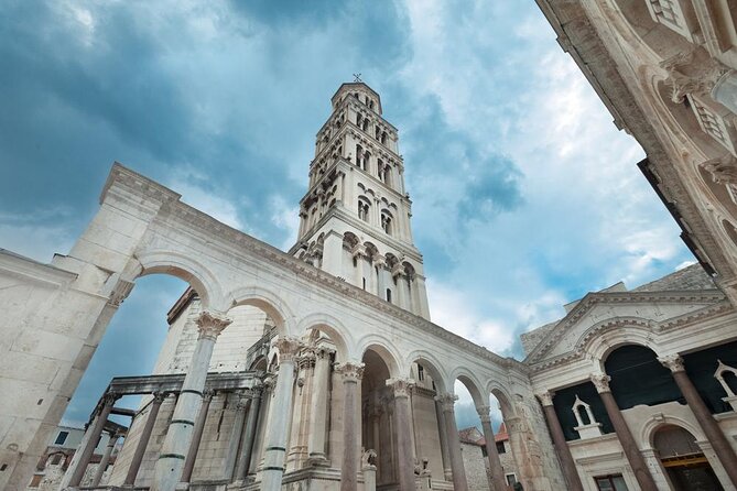 Split History and Gastro Small-Group Tour With Food and Drinks