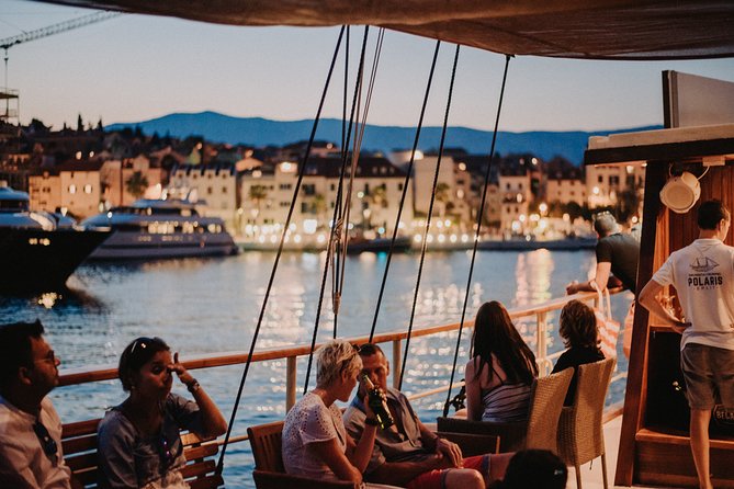 Split Sunset Cruise With Live Music