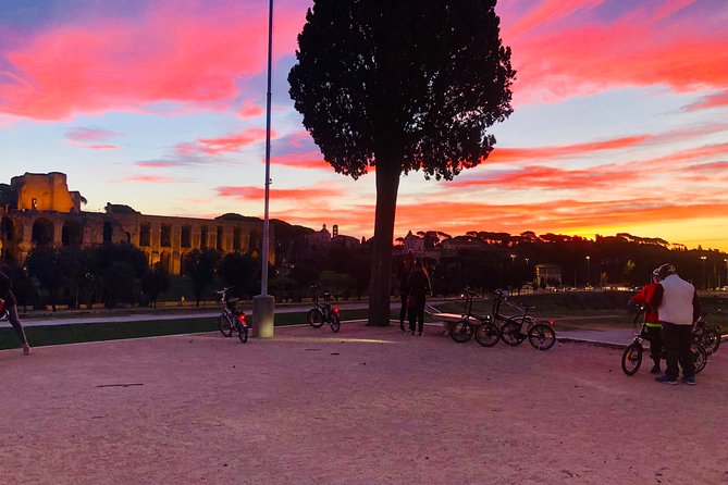 Sunrise in Rome: Small-Group E-Bike Tour With Italian Breakfast - Discovering the Roman Forum