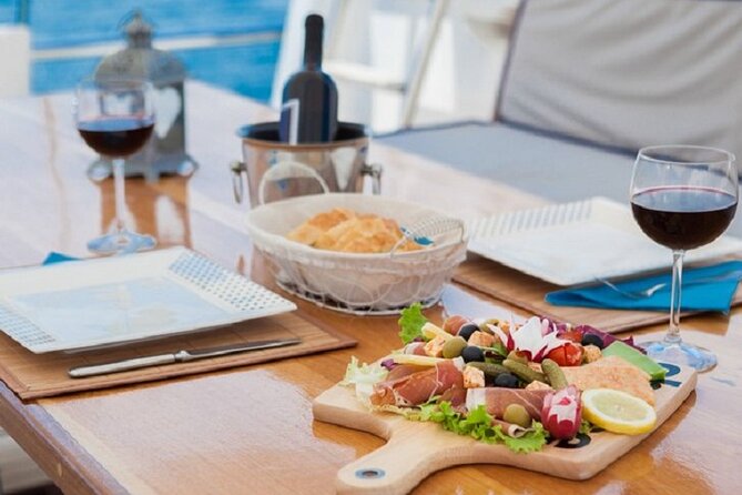 sunset-boat-cruise-pictou-ns-includes-3-course-meal-lobster-overview-of-the-sunset-boat-cruise