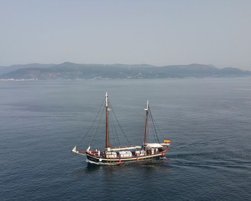 Sunset in a Schooner Sailing in Vigo, Spain - Activity Details