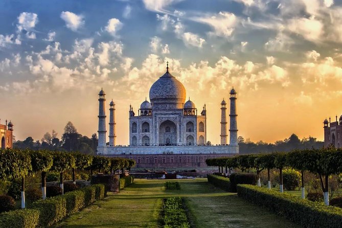 Taj Mahal Sunrise Tour