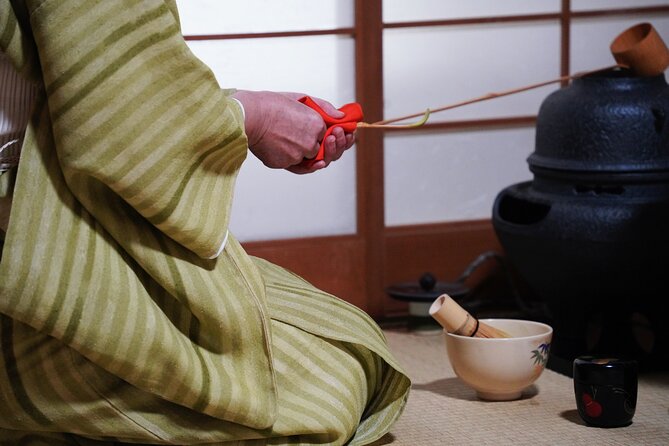 Tea Ceremony by the Tea Master in Kyoto SHIUN