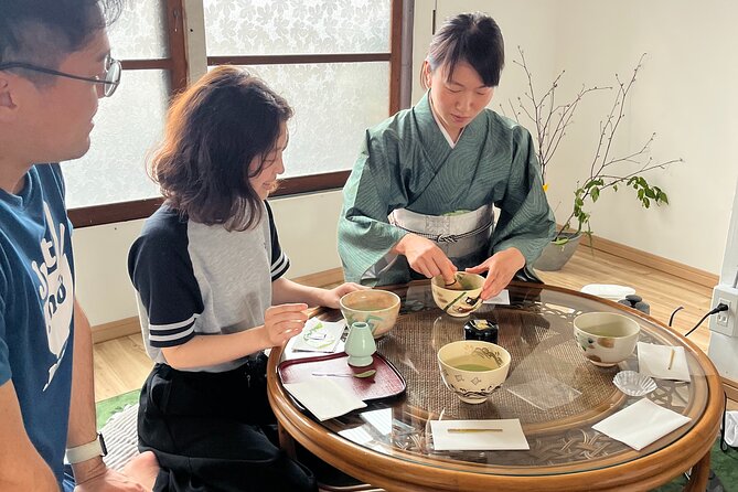 tea-ceremony-in-a-traditional-century-old-japanese-house-whats-included-in-the-experience