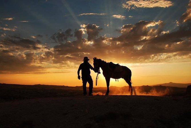 The Best Sunset Horseback Riding Tours in Cappadocia - Overview of the Sunset Tour