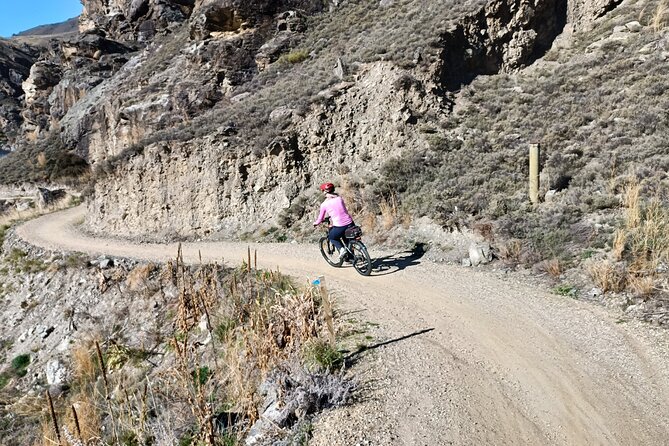 The Ultimate Lake Dunstan Bike Hire And Boat Experience