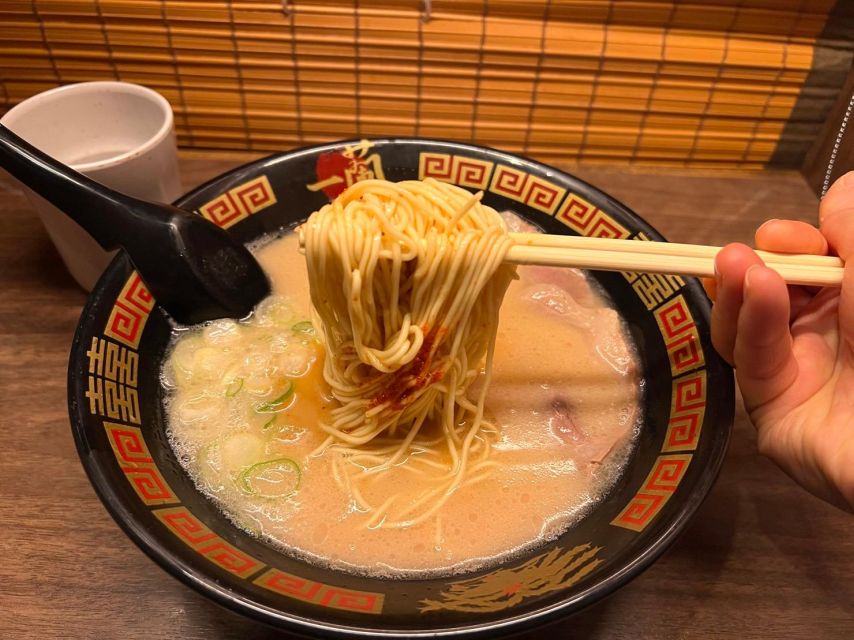 Tokyo Shibuya Anime,Manga Tour & Ramen Lunch Experience