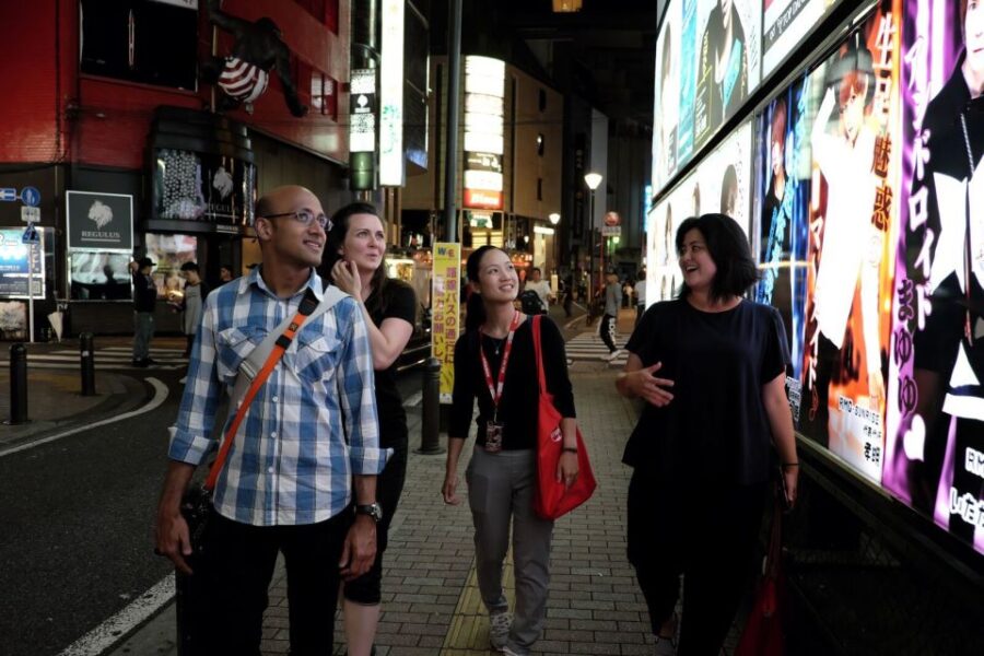 Tokyo: Shinjuku Drinks and Neon Nightlife Tour - Exploring Shinjukus Izakaya-Style Eatery