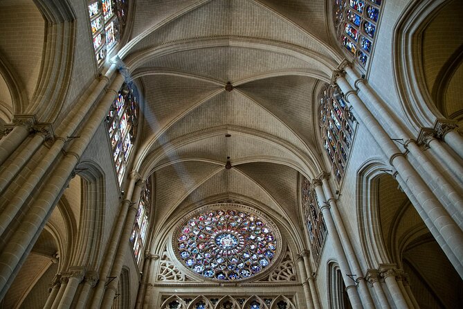 toledo-essential-private-visit-with-official-guide-and-tickets-meeting-point