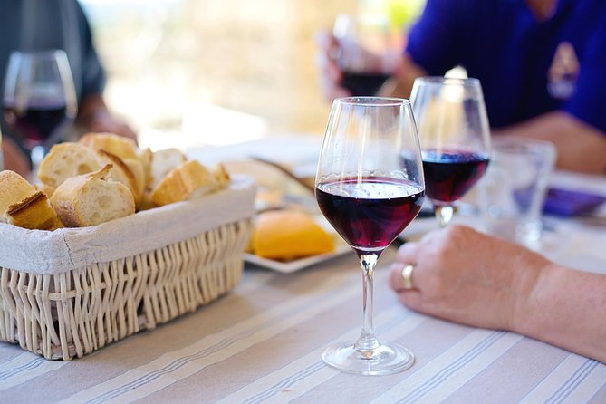 Toledo Tour With Tapas, Wine Tasting and Optional 7 Monuments Access