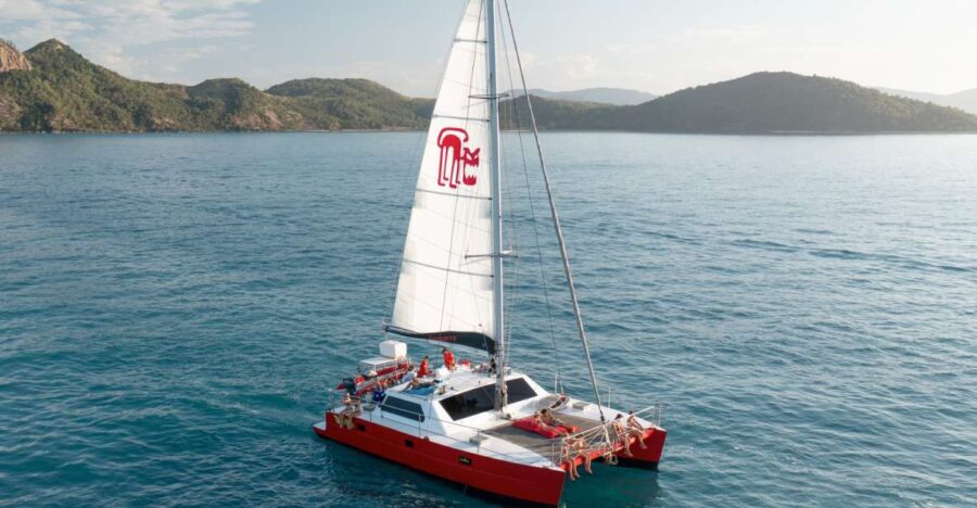 tongarra-all-inclusive-day-sail-whitsunday-islands-sailing-excursion