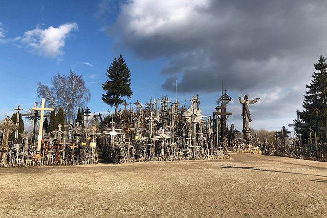 Tour From Riga - Vilnius via Bauska, Rundale, the Hill of Crosses - Route and Transportation