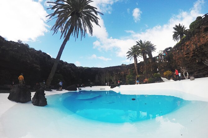 tour-of-jameos-del-agua-cueva-de-los-verdes-and-viewpoint-from-the-cliffs-tickets-and-inclusions