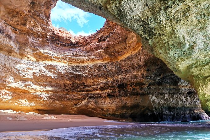 tour-to-benagil-caves-and-coastline-in-albufeira-tour-overview