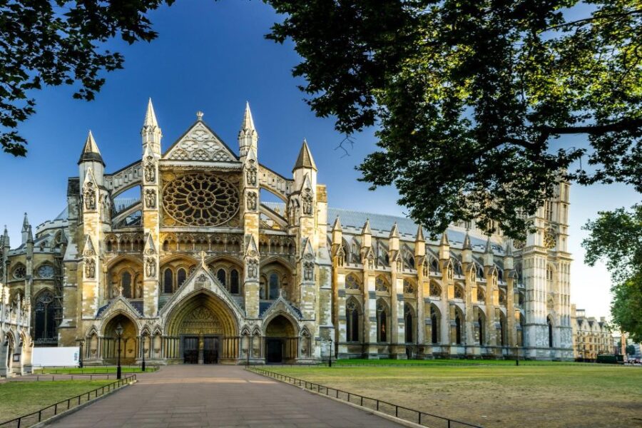 Tower of London, Westminster Abbey, British Museum Day Tour - Tour Overview