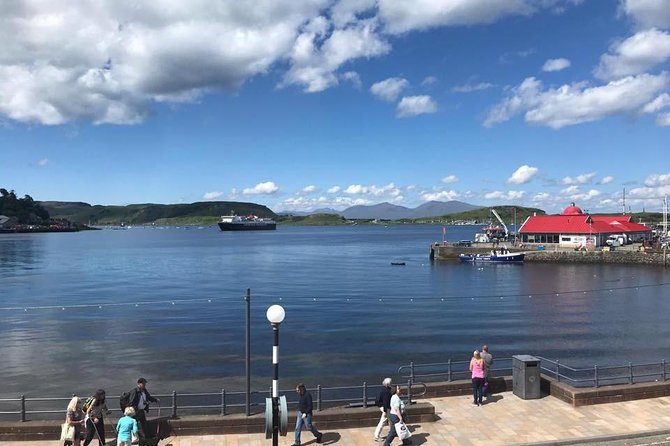 Traditional Scottish Ceilidh Experience - Venue and Accessibility