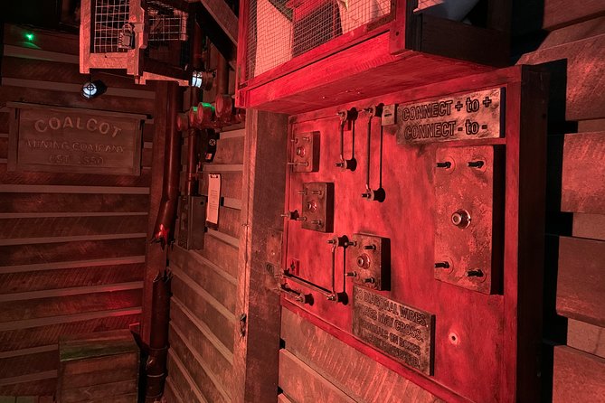 trapped-below-underground-escape-room-adventure-at-extreme-escape-san-antonio-location-and-accessibility