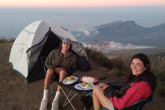 Trekking Mt. Rinjani 2D1N Via Sembalun - Crater Rim - Summit