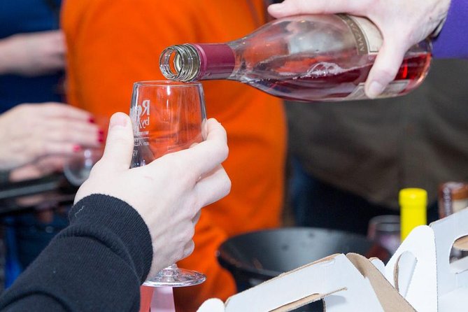 Ultimate Wine Country and Niagara Falls Private Tour With Lunch - Panoramic Niagara Falls Experience