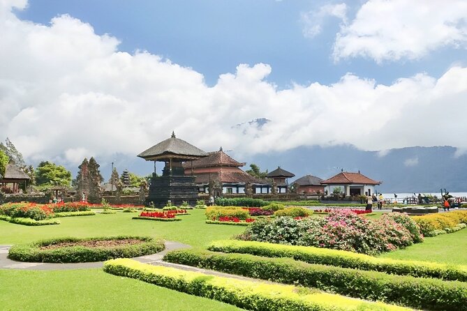 Ulun Danu Beratan Temple - Tanah Lot Temple Tour by UNESCO World Heritage - Overview of the Tour