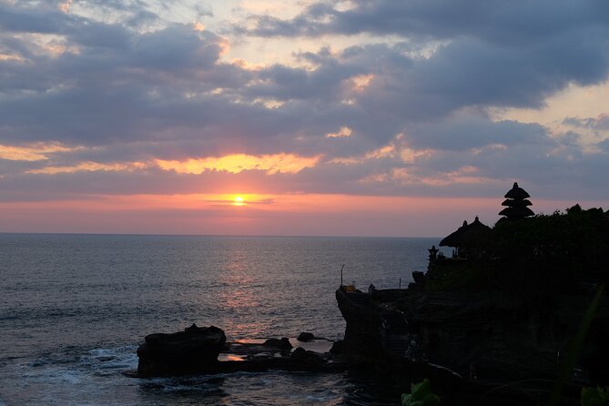 Ulun Danu Bratan Temple With Tanah Lot Sunset - Taman Ayun Temple