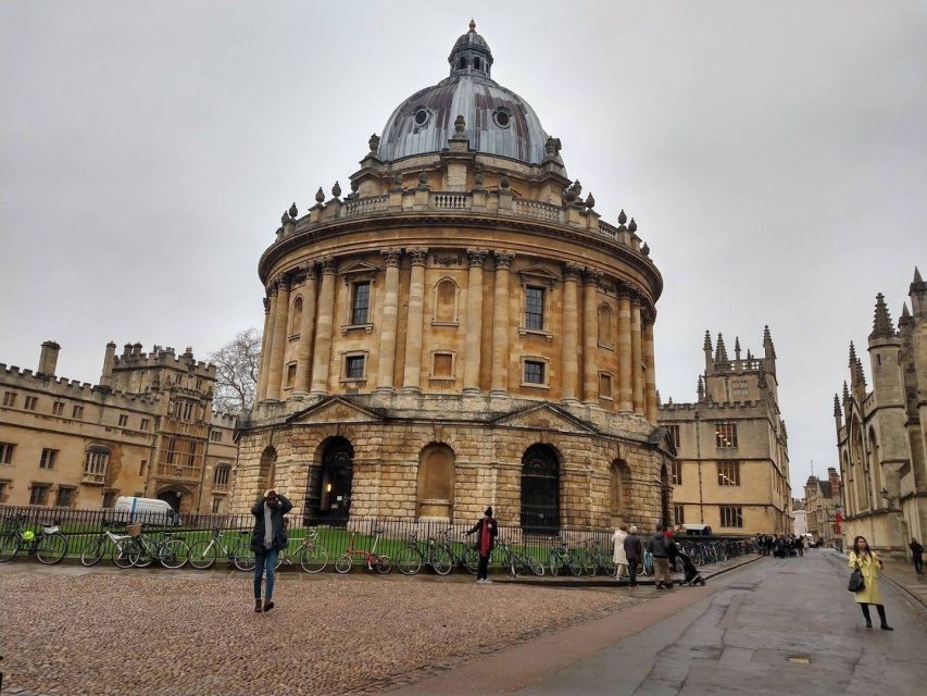 Uncover Oxfords Legacy: In-App Audio Tour - Exploring Carfax Tower