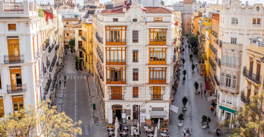 Valencia: Insta-Perfect Walk With a Local - Experience Overview