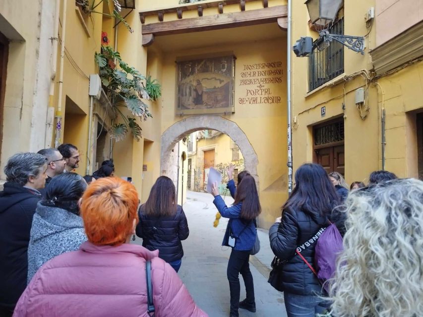 Valencia: Street Food Tour Including Paella & Tapas Tasting