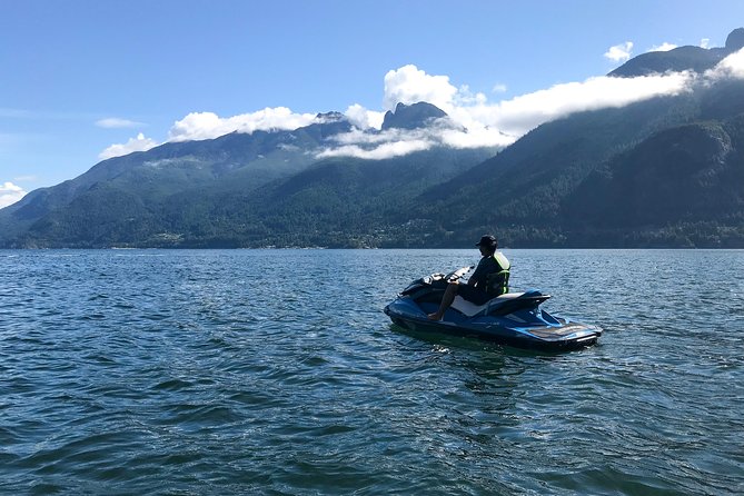 Vancouver Jetski Tour With Dinner on Bowen Island