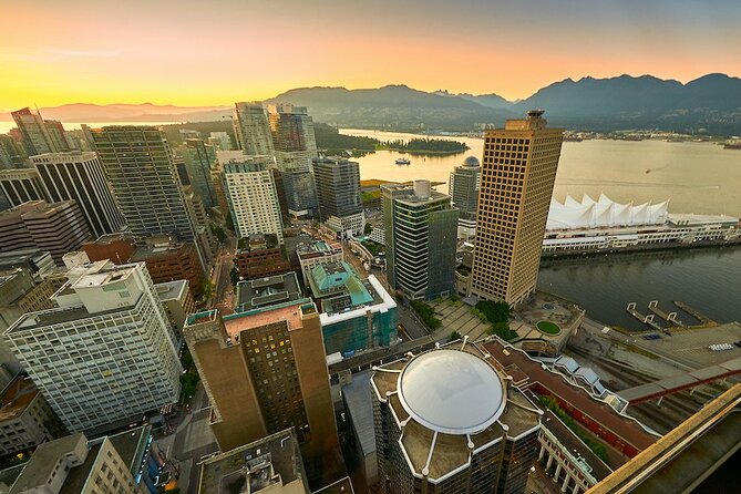 Vancouver Small Group Night Tour W/Capilano + Grouse Mtn Dinner - Tour Overview
