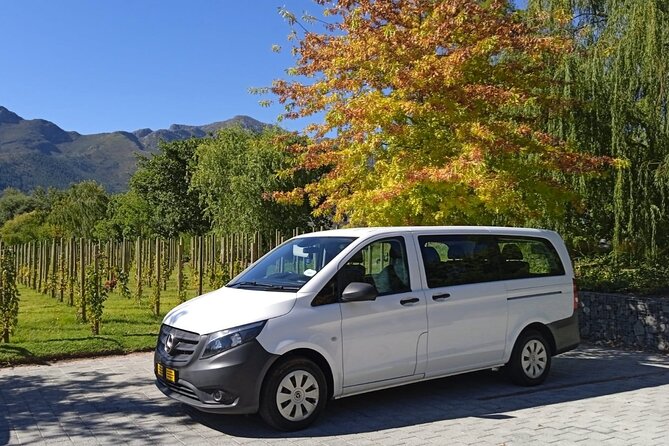 Vehicle Hire Full Day 10Hour Chauffeur Drive Cape Town to 15 PAX - Vehicle and Amenities