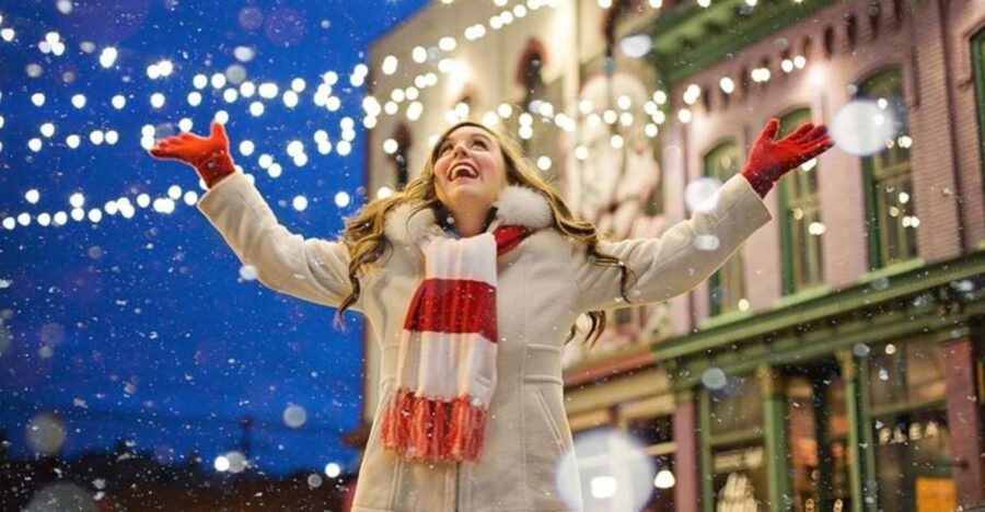 veveys-holiday-charm-a-festive-lakeside-stroll-exploring-the-christmas-market