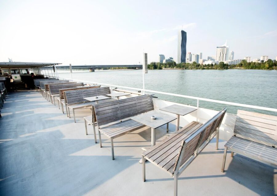 Vienna: 3,5-Hour Danube Cruise Abba Night - Cruise Duration and Accessibility