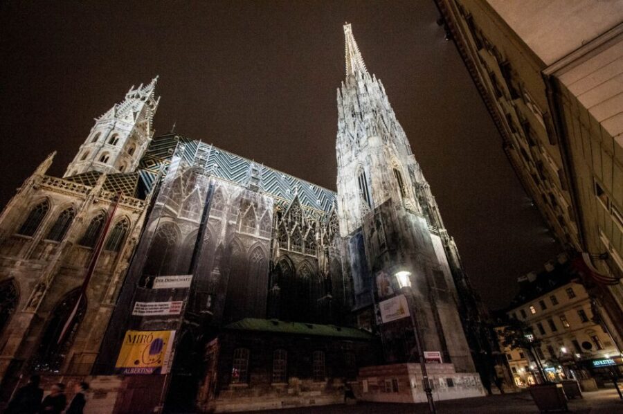 Vienna: Ghosts and Legends Guided Nighttime Walking Tour - Haunted History of Vienna