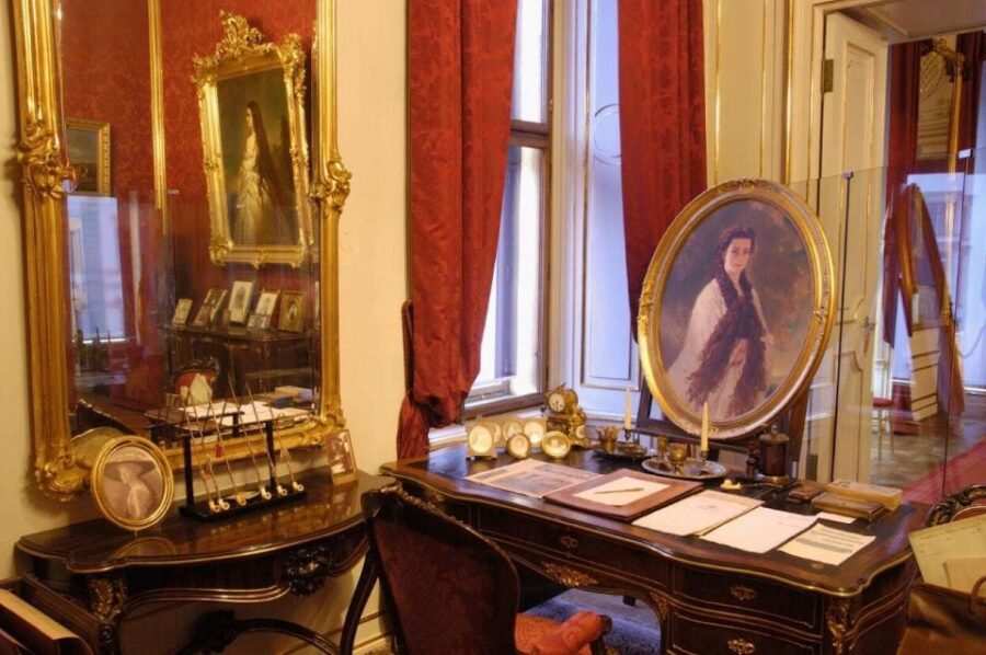 Vienna: Hofburg and Empress Sisi Museum Guided Tour - Tour Overview