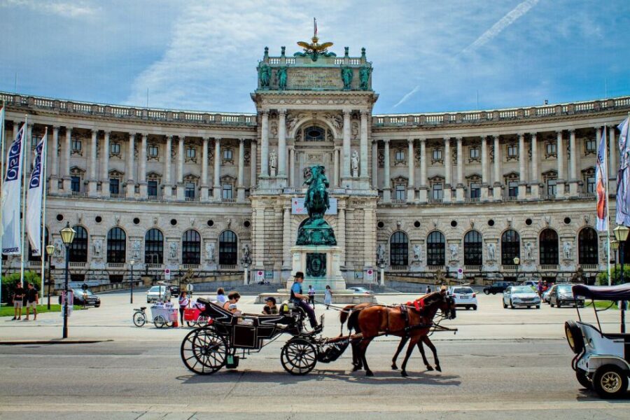 Vienna: Walking Around Hofburg Palace In-App Audio Tour (EN) - Exploring the Courtyards